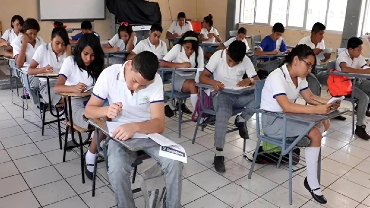 El mismo día se dará el regreso a clases para educación básica, según el calendario de la SEP/X