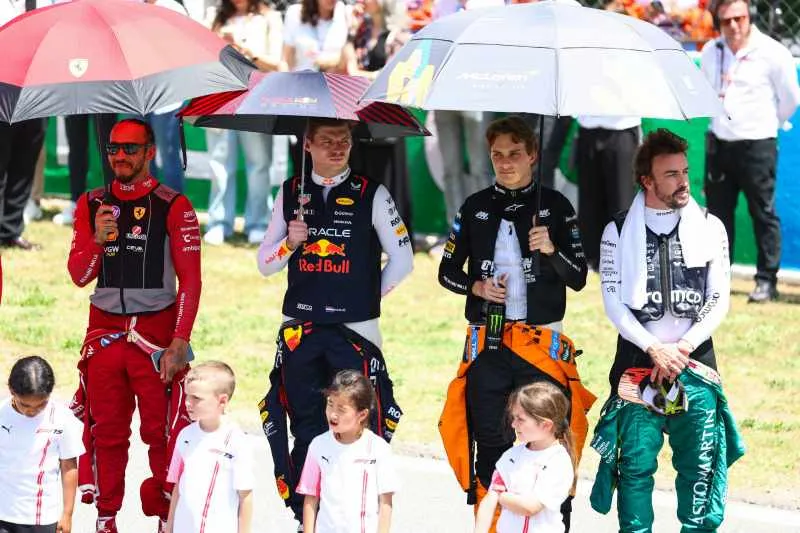 Hamilton, Verstappen, Piastri y Alonso | RBR