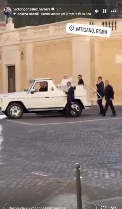 González Herrera presumió el encuentro que tuvo con el Pontífice / IG: @victor.gonzalez.herrera