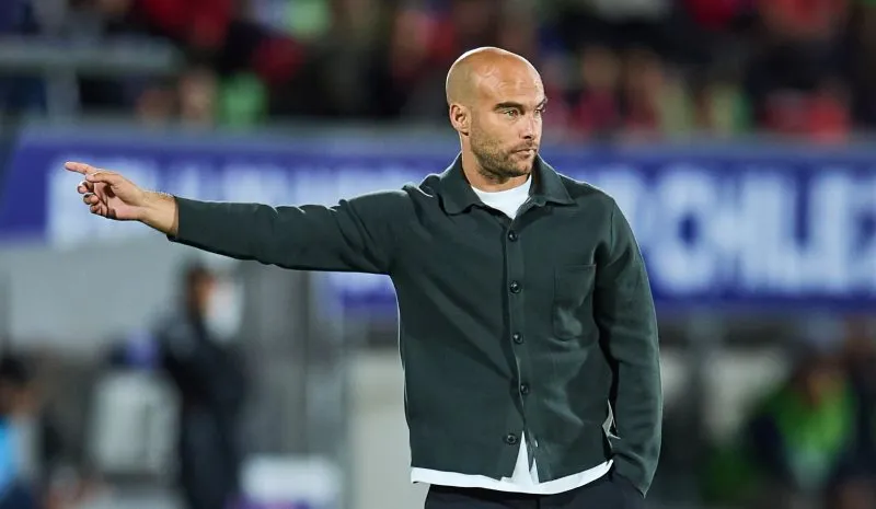 Eduardo Arce en partido