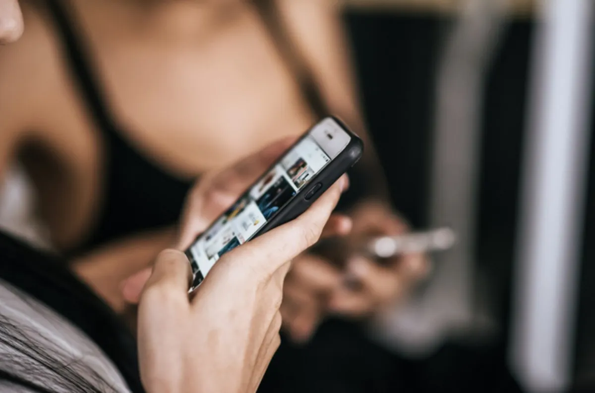 Son varios los factores del por qué la plataforma pierde dinero / FREEPIK