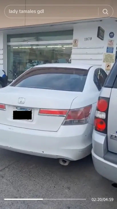 Por estacionarse mal, empezó todo el problema / Especial