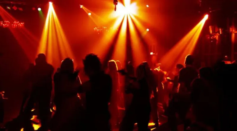 Los centros nocturnos deberán regresar a salvo a los clientes a sus casas / Redes Sociales