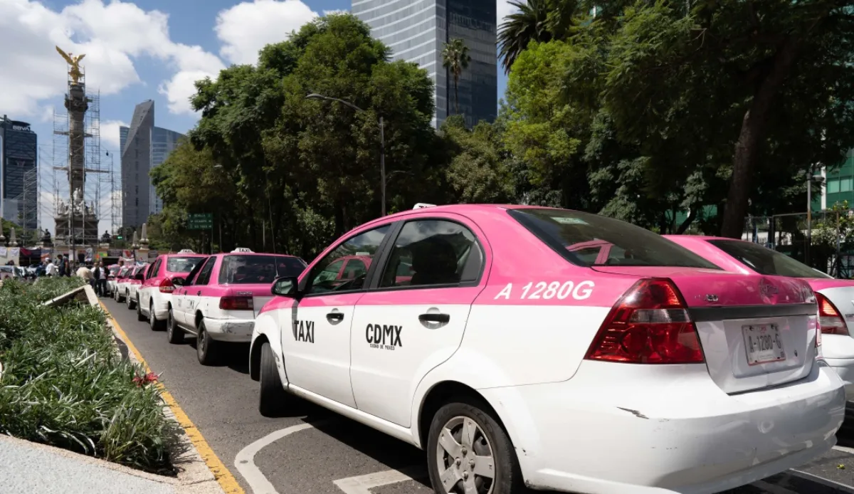 Grupos de taxistas buscan un aumento en las tarifas / Redes Sociales