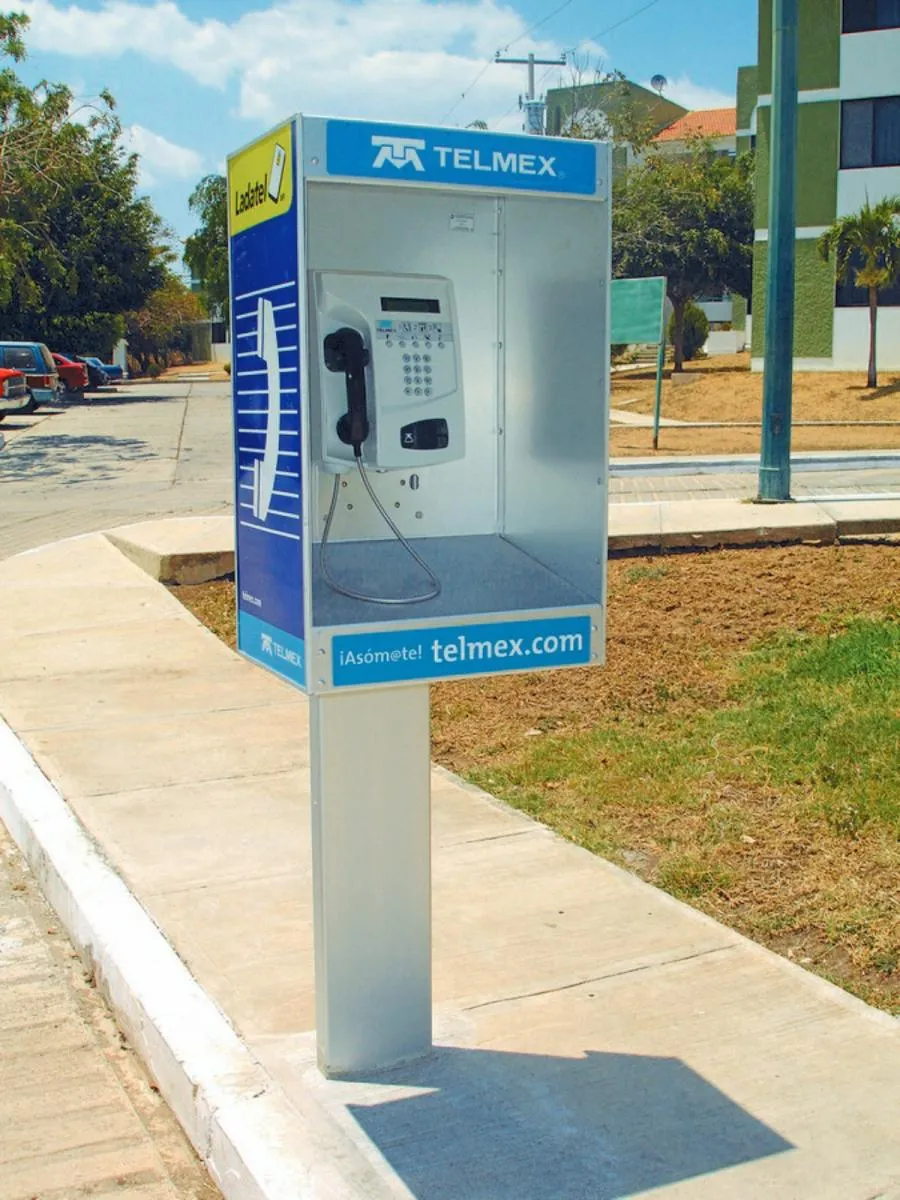 Las cabinas son para llamadas locales e internacionales / Redes Sociales