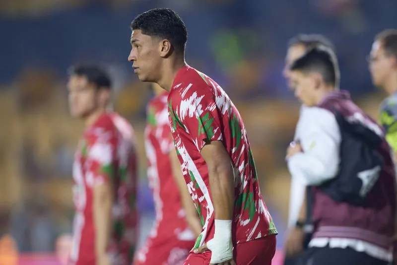 El partido sufrió un retraso de 15 minutos | MEXSPORT