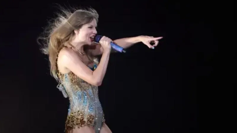 Jerry Jones quiere que Taylor Swift visite su estadio | AP