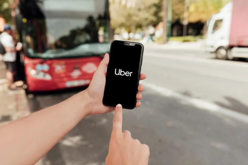 Tendrás que caminar para pedir más adelante tu Uber / FREEPIK