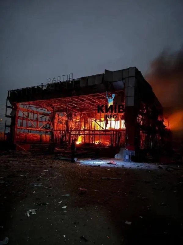 Hasta el momento se reportan 6 personas heridas / Redes Sociales