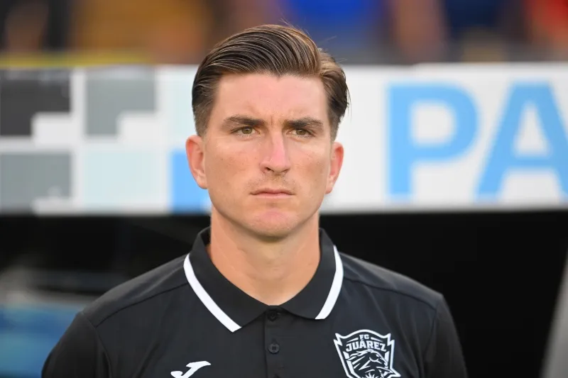 Martín Varini, técnico de Juárez, durante un partido