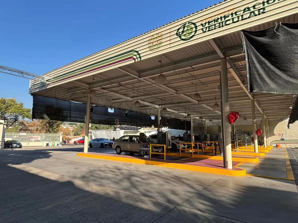 El lunes 15 se trabajará de manera normal en los centros de verificación vehicular / Redes Sociales