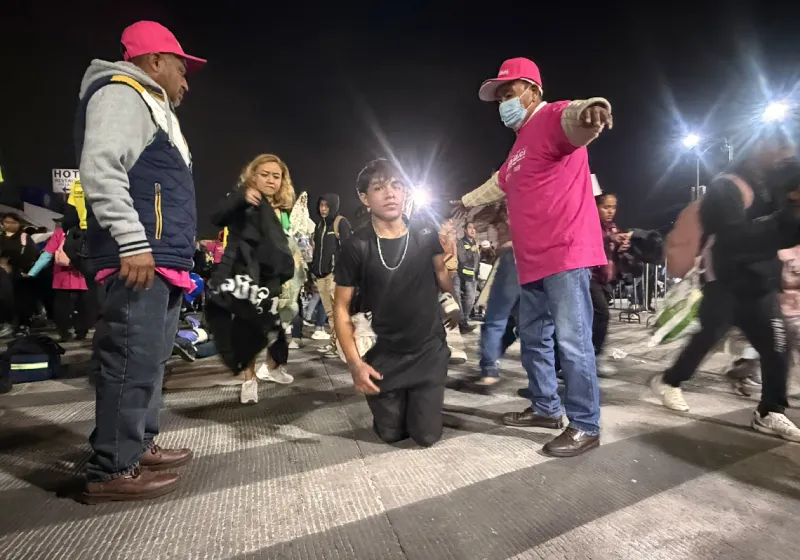 Las 'mandas' se pagaron por el milagro que les hizo la Virgen / Gina Sánchez