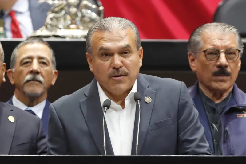 Medios señalaron que el funcionario federal estaba bajo los influjos del alcohol / Redes Sociales