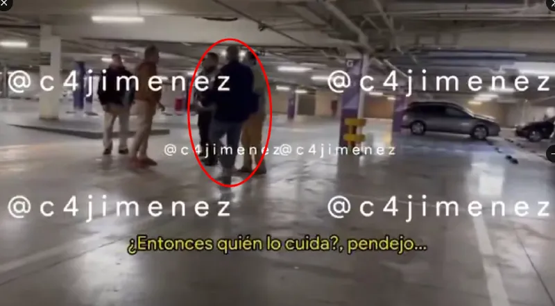 Sus acompañantes trataban de controlarlo pero no quería / Redes Sociales