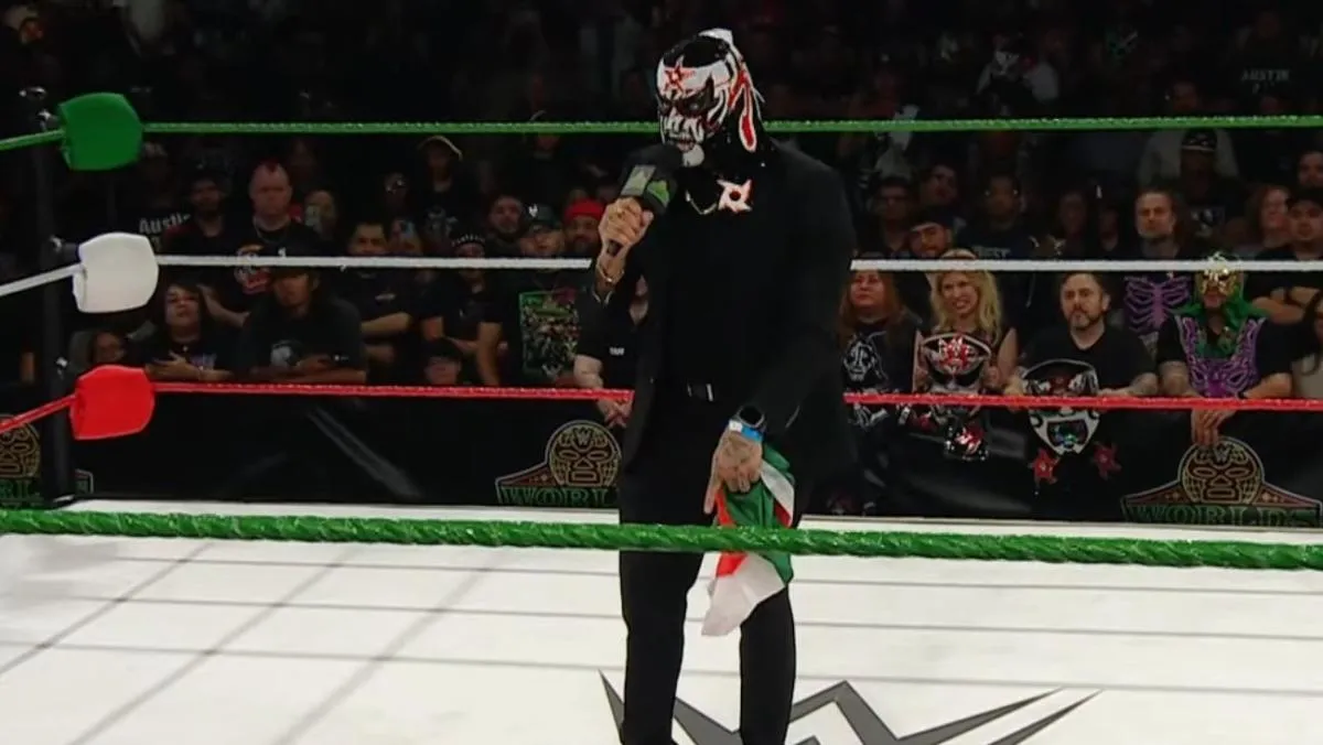 Penta apareció en Worlds Collide | WWE