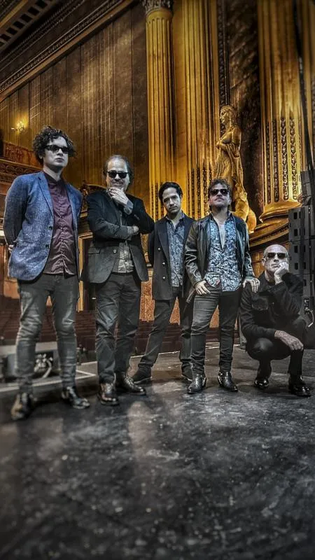 La banda lleva más de 10 discos y va por otros tantos / Redes Sociales