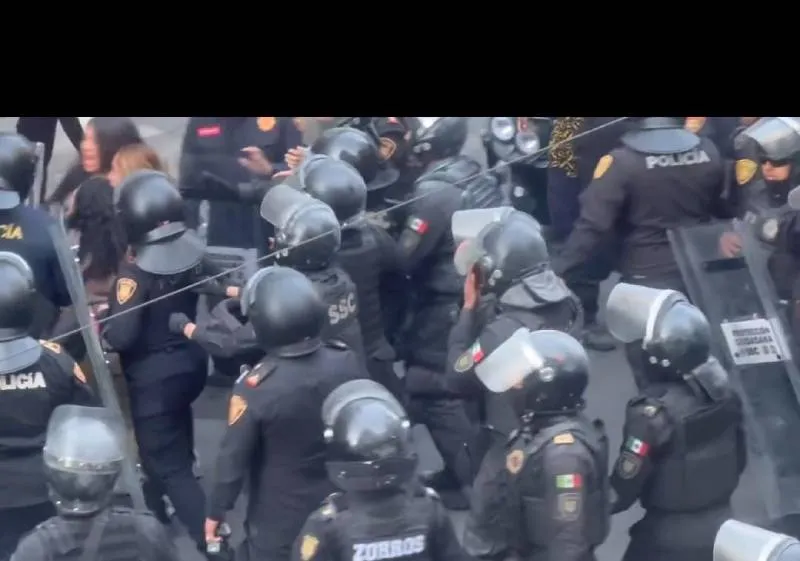 Durante la movilización se registraron enfrentamientos. / X