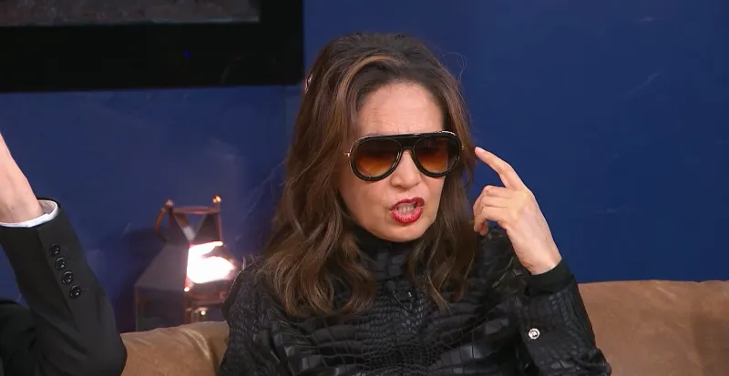 La conductora no puede creer por lo que pasa / Redes Sociales