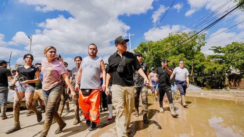 El creador de contenido fue respaldado por la gente y su equipo de trabajo / FB: @YoSoyYulay