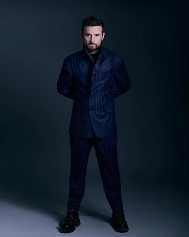 La obra le ayudó al actor a comprender más la muerte de su padre / IG: @jesuszavala_mx