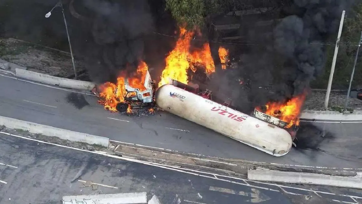 La explosión de una pipa con gas generó una enorme tragedia/X