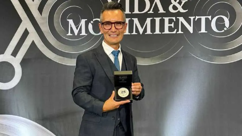 Sergio Sepúlveda es uno de los candidatos para sustituir a Adal Ramones/IG: @sergesepulveda