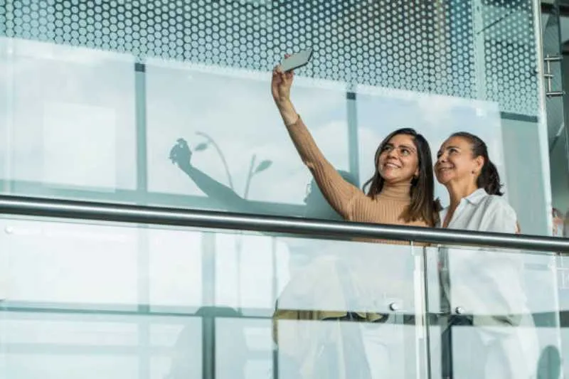 Está prohibido tomar fotos y videos en ciertas áreas del aeropuerto capitalino/Pixabay