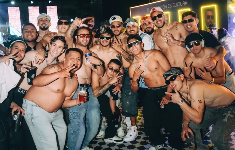 Alexis presumió las fotos de su celebración