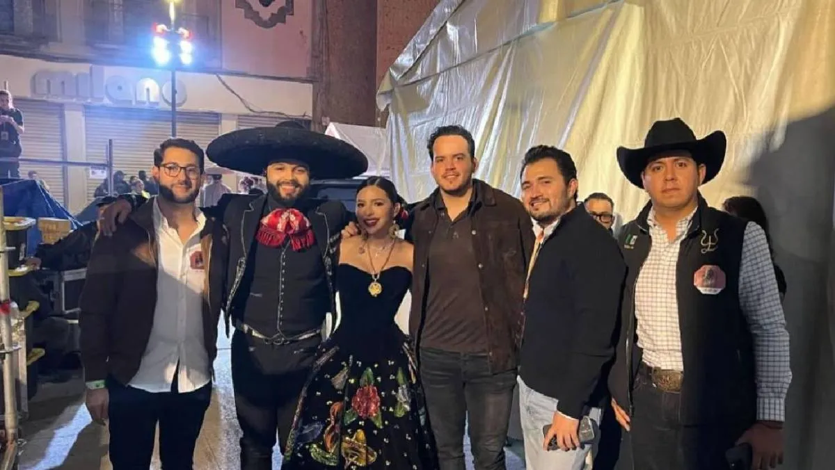 Ángela, Leonardo y Pepe Aguilar cantaron en Guadalajara durante la noche del 15 de septiembre/X