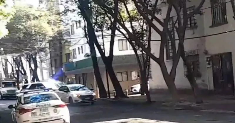 En redes circulan videos que captaron el ruido de los balazos/X: @MarioMal