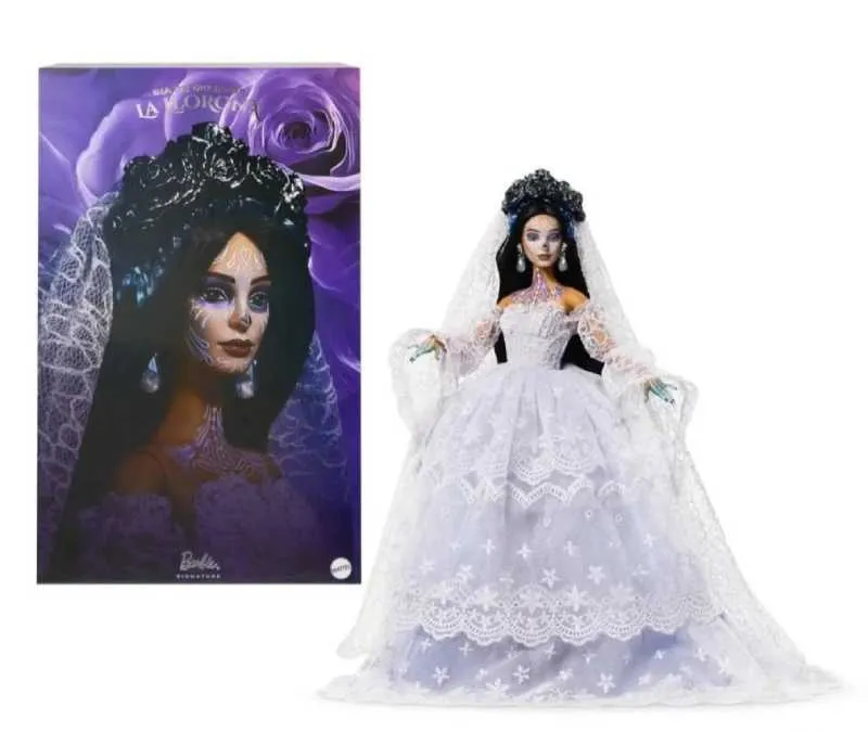 La Barbie La Llorona viene en una caja como ésta/Mattel
