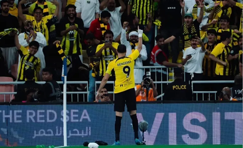 Benzema en celebración con Al Ittihad