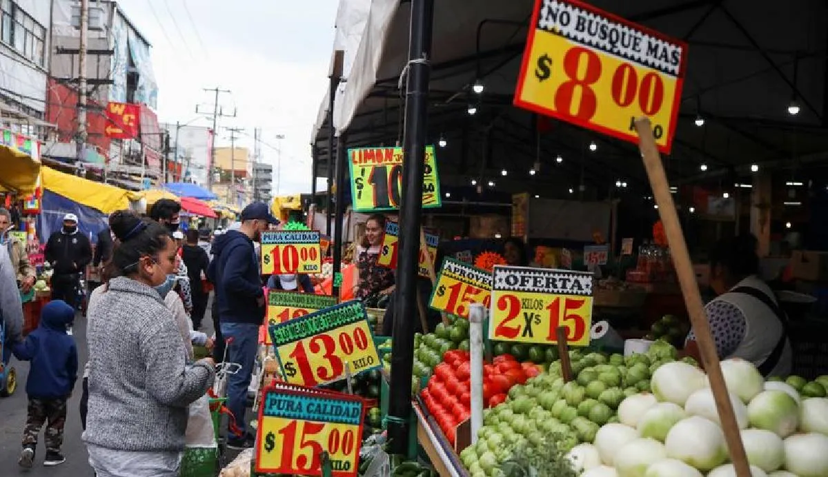 Comerciantes públicos denuncian pérdidas millonarias/X