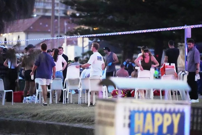 Los hechos se dieron durante una celebración judía en una famosa playa de Sídney/AP