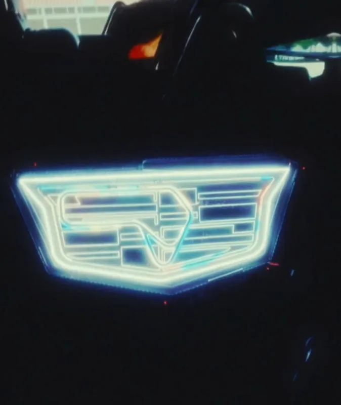 Cadillac sigue trabajando con Checo