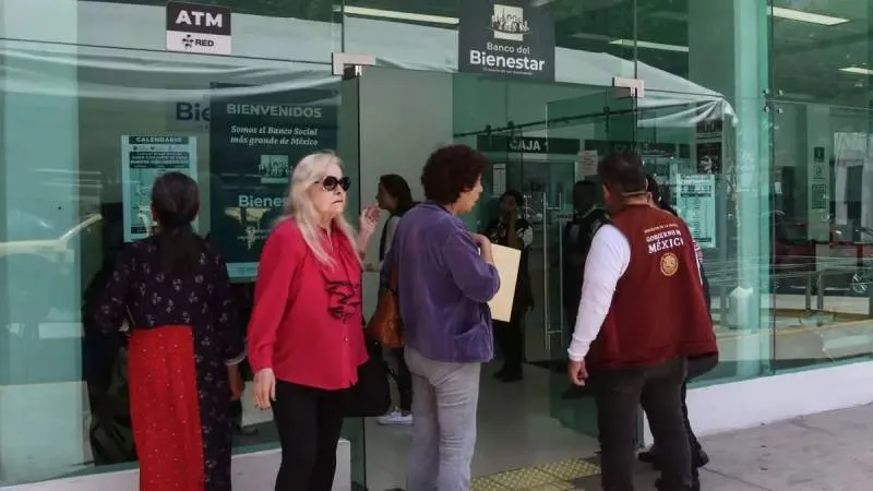 La dispersión de efectivo se hace con base en un calendario por orden alfabético/Secretaría del Bienestar