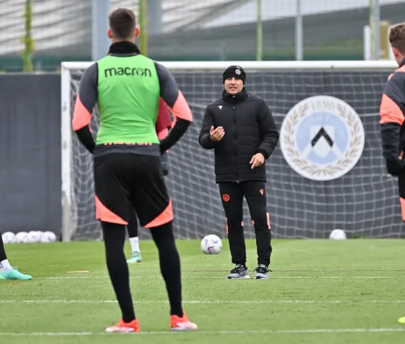 Cannavaro se perfila para dirigir a Uzbekistán