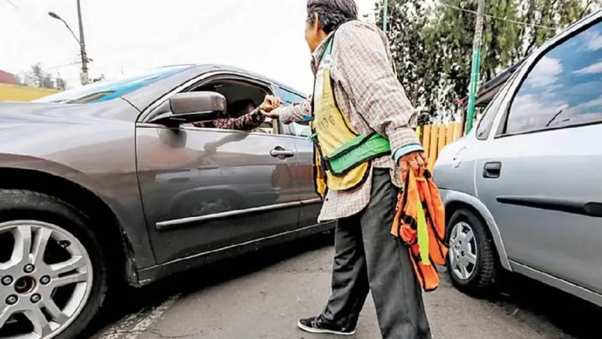 Autoridades capitalinas han señalado que el objetivo es recuperar el espacio público y frenar abusos o extorsiones | X