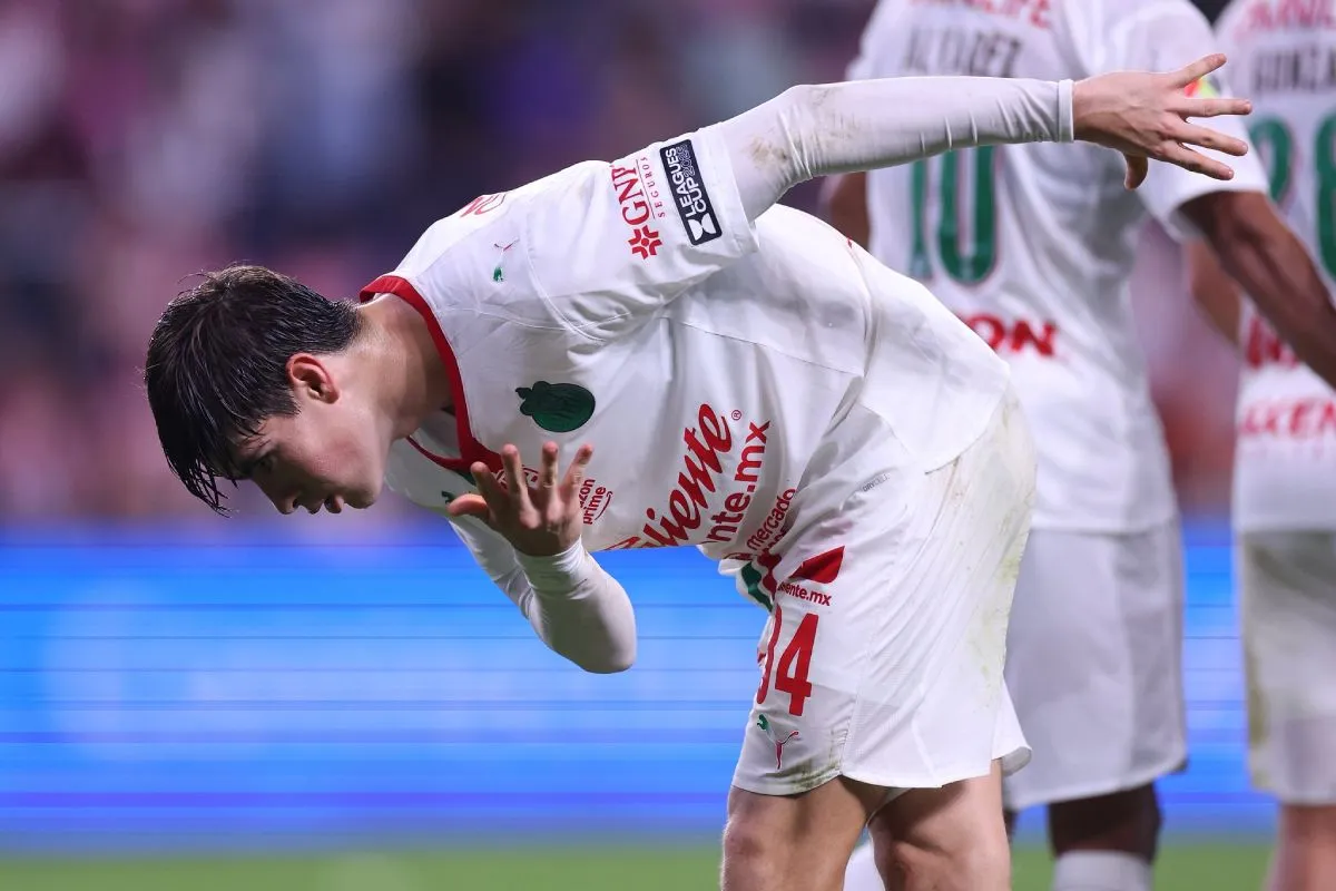 Milito se fue satisfecho con el accionar de Chivas