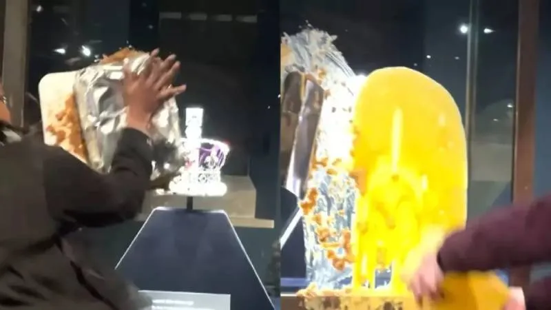 Fuerzas de seguridad detienen a cuatro personas tras el incidente en la histórica Torre de Londres. / X}