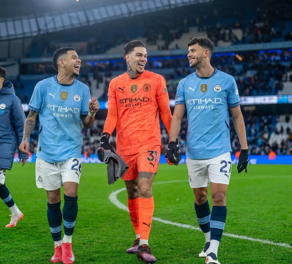 El futuro de Donnarumma depende de la salida de Ederson