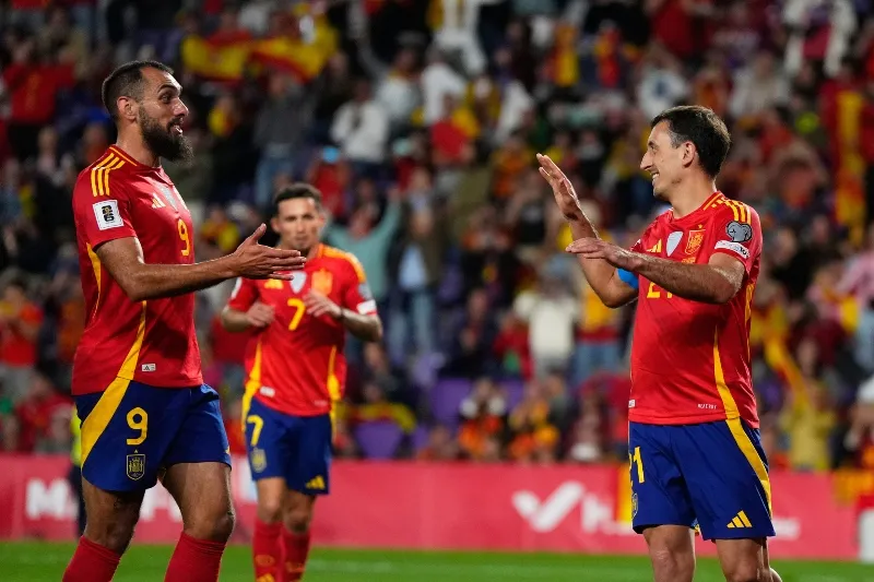 Mikel Oyarzabal marcó el cuarto gol de España | AP