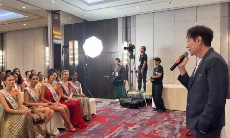 Nawat Itsaragrisil reclamó a la mexicana por no promocionar a Tailandia en redes/Facebook Miss Universe