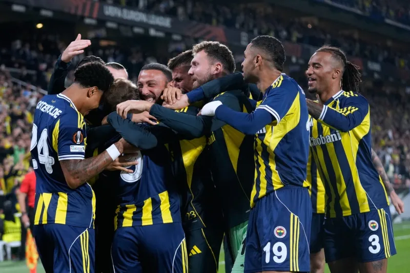 Fenerbahçe venció 2-1 al Niza en Europa League | AP