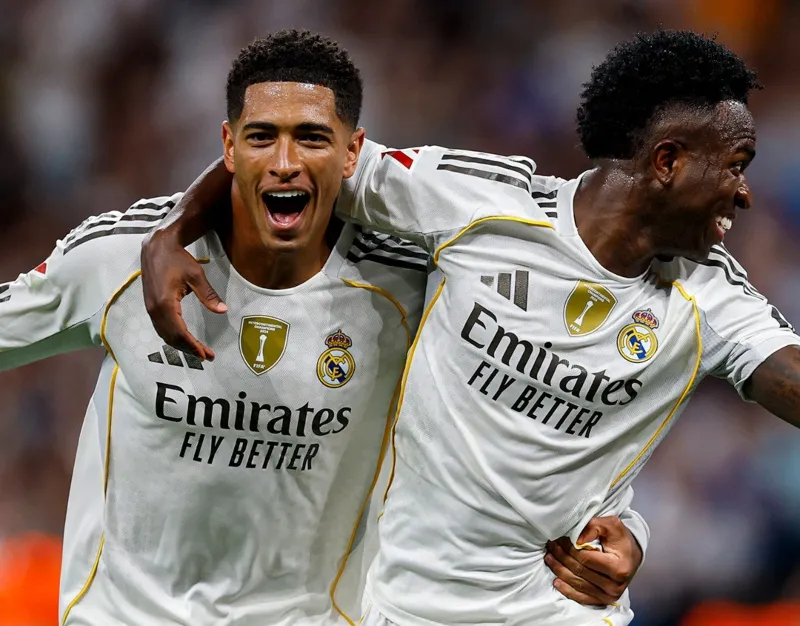 Bellingham celebra un gol con Vinicius | X: @realmadrid