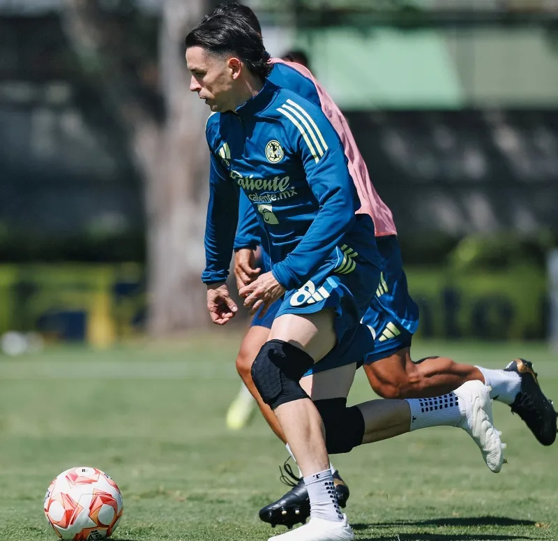 Fidalgo en el entrenamiento de América | X: @ClubAmerica
