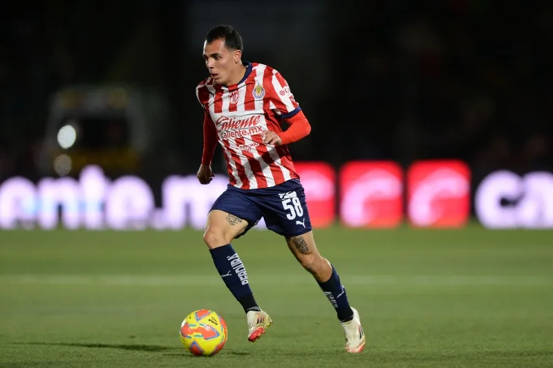 Hugo Camberos en un partido de Chivas | IMAGO7