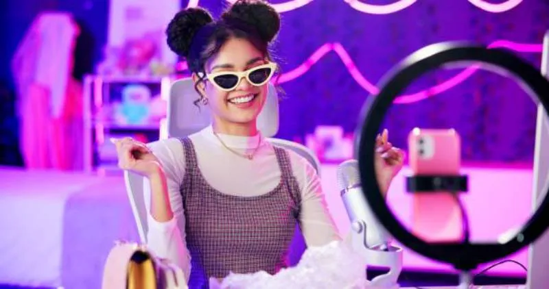 Influencers y agencias podrían estar sujetos a nuevas regulaciones. / iStock