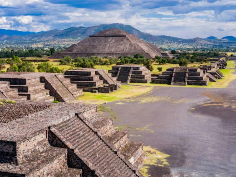Las ruinas más emblemáticas del país serán el escenario de un encuentro mágico este noviembre/iStock