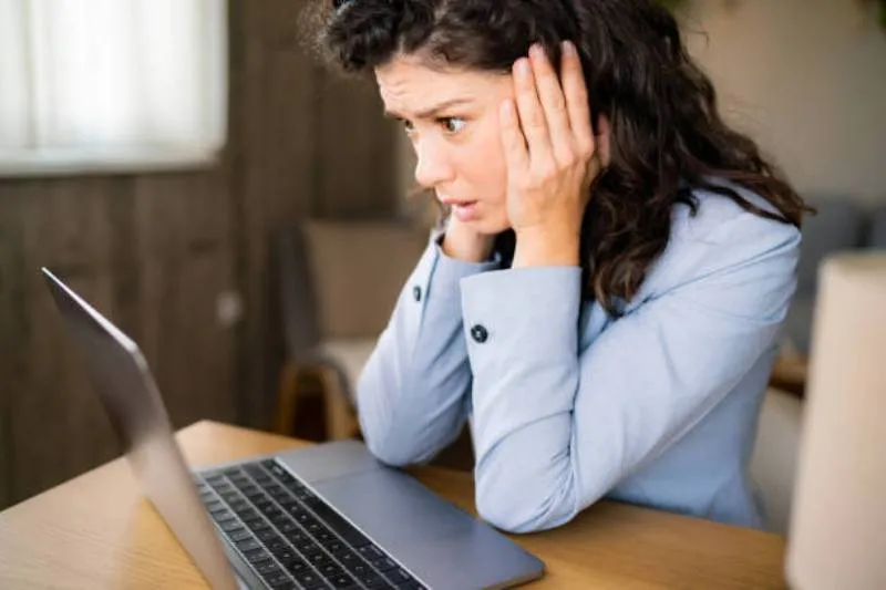 Identifica las señales de alerta y protege tu información. / iStock